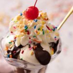 Hot Sundae - Rock and Roll You Aint Seen Nothing Yet